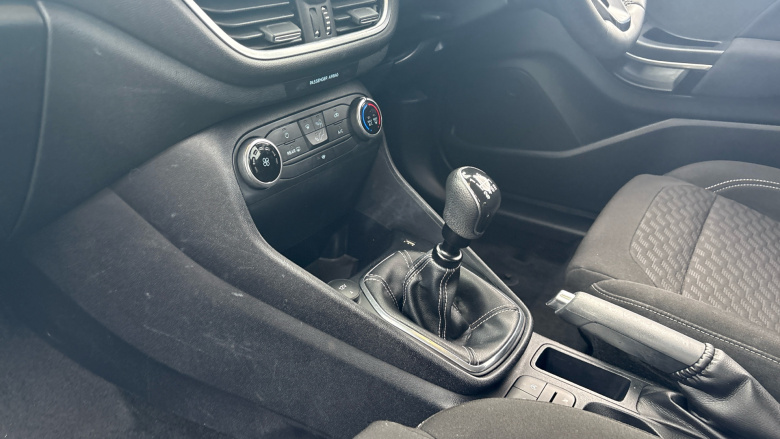 Ford Fiesta 1.0 EcoBoost Titanium 5dr Petrol Hatchback